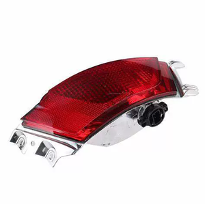 Land Rover LR043985 LR043983 Pièces automobiles Pare-chocs arrière et réflecteur Feux d'avertissement gauche et droit pour la protection du véhicule - Product Image 4