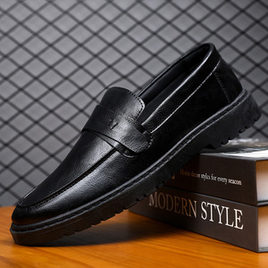 Chaussures décontractées pour hommes en gros, en cuir, légères, imperméables, à bout rond - Product Image 5