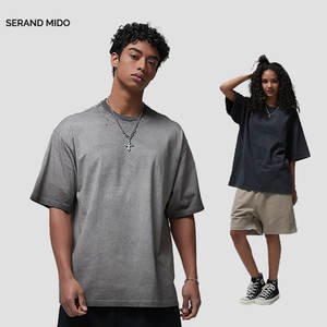 เสื้อยืดผู้ชายทรงโอเวอร์ไซส์ ผ้าคอตตอน 100% หนานุ่ม ลายนูนโลโก้ ล้างสีแบบแอซิด ลายเรียบ สไตล์วินเทจ - Product Image 3