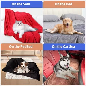Funda Impermeable para Cama de Perro de Tres Capas Reversible de Franela y Sherpa, Manta para Mascotas para Muebles - Product Image 3