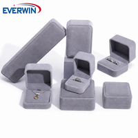 Boîte à bijoux en velours gris EVERWIN, personnalisée pour bagues, boucles d'oreilles, colliers, bracelets, avec logo pour présentation en magasin, coffret cadeau de marque