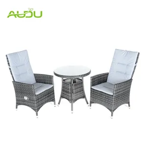 Clube Kensington 70cm Mesa com 2 rattan Poltronas reclináveis Cinza