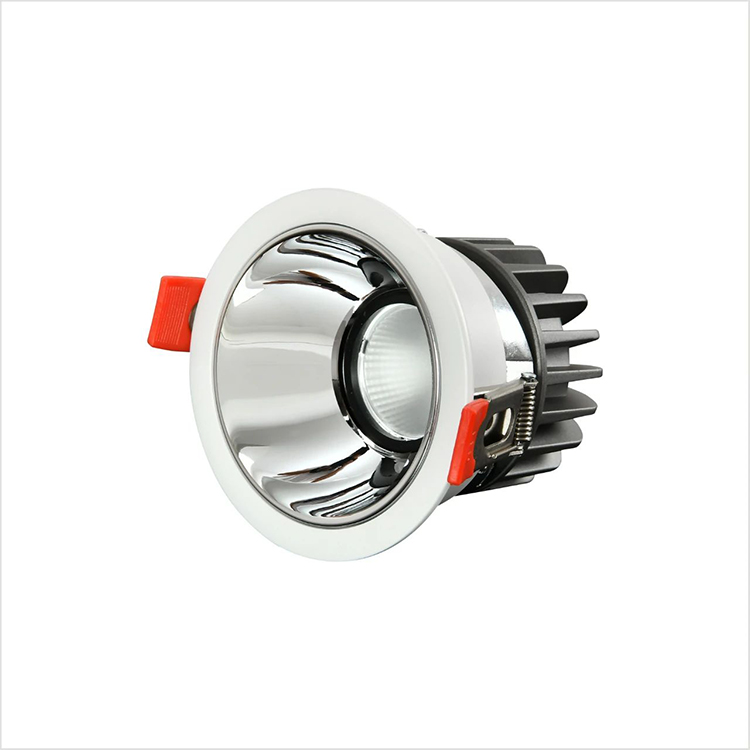 White Housing+ Sliver Reflector