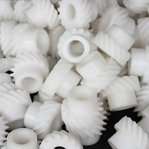 Engrenages hélicoïdaux en plastique de roue droite en nylon pour <span class=keywords><strong>voiture</strong></span> ou roue motrice dentée en plastique nylon prix des engrenages droits - Product Image 2