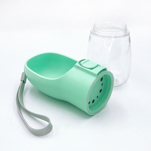 Bouteille d'eau portable 3-en-1 moderne et réglable pour chien, en plastique PET 300 ml, de haute qualité, brevetée, OEM/ODM, modèle 2026 - Product Image 3