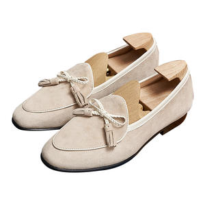 Chaussures à lacets en peau de mouton anglaise confortables, légères, antidérapantes, à bout carré, pour hommes, avec franges, adaptées aux chaussures de bureau formelles - Product Image 4