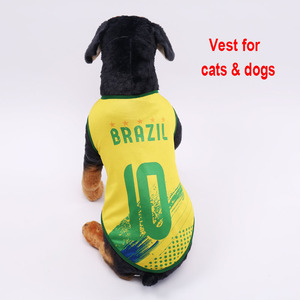 Maillot de football personnalisé pour animaux de compagnie, veste de football respirante de haute qualité, vêtements de sport pour chats et chiens, maillot de football pour animaux de compagnie, uniforme de football - Product Image 1