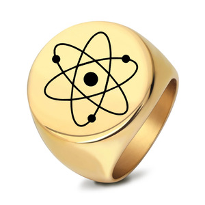 Bague minimaliste à structure atomique 22 mm en or, bijoux de mode pour homme, design géométrique, cadeau - Product Image 1
