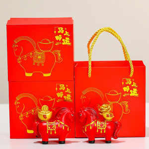 Juego de figuritas de caballo rojo, decoración de escritorio de resina, regalo de Año Nuevo Chino para colegas de oficina, recuerdo de reunión anual - Product Image 4