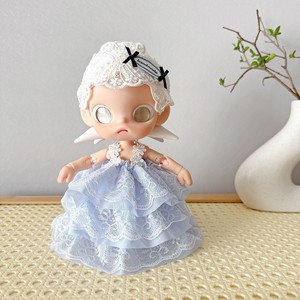 Robe en dentelle blanche avec bandeau fleuri pour poupée de 20cm, tenue de mode de style occidental pour jouet de dessin animé - Product Image 5