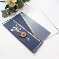 Suite d'invitations de mariage personnalisées avec dorure à chaud, pochettes, sceau de cire, cordon doré et insert en acrylique pour la papeterie de cérémonie de mariage