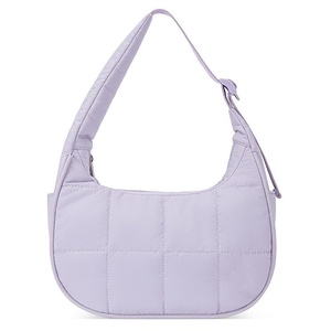 Bolso de Hombro Acolchado de <span class=keywords><strong>Nylon</strong></span> 2026, con Correa Ajustable, Bolso Tipo Puffer, Gran Capacidad, Bolso de Mano para <span class=keywords><strong>Mujer</strong></span> - Product Image 5