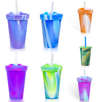 Tasse à eau en silicone de grande capacité couleur arc-en-ciel tasse à boire de bière résistante aux hautes températures avec couvercle et paille