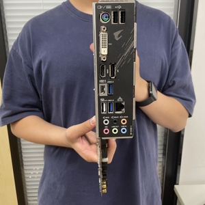 لوحة أم أصلية AORUS Elite B460 MATX مع فتحتين M.2 NVME و4 فتحات ذاكرة <span class=keywords><strong>DDR4</strong></span> - Product Image 4