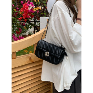 Women's Chain Shoulder <b>Bag</b> Quilted Diamond Pattern Lock Closure Crossbody <b>Bag</b> <b>Small</b> Size Everyday Casual Use Green <b>White</b> Black - Product Image 4