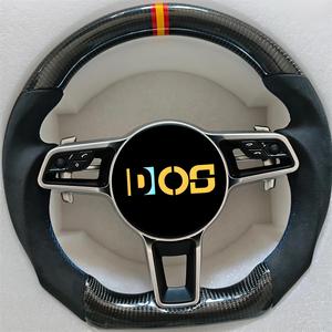 Volante de Fibra de Carbono y Alcántara para <span class=keywords><strong>Porsche</strong></span> 718 <span class=keywords><strong>GTS</strong></span> 911 <span class=keywords><strong>918</strong></span> Spyder CARRERA GT Cayenne GT2RS MACAN Panamera Taycan - Product Image 1