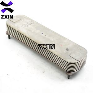 ZXIN Neuer SAA6D125E-3 6152-62-2210 Ölkühlerdeckel für PC400-8 Bagger 6D125 Motor 6 Monate Garantie 3kg - Product Image 2