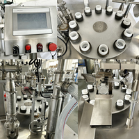 Machine semi-automatique de remplissage et de scellage de tubes souples pour dentifrice, cosmétiques, produits de lavage et de soin, chocolat et graisses
