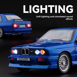 Modelo a Escala 1:24 del M3 Edición Retro, <span class=keywords><strong>de</strong></span> Metal Fundido a Presión, con Capó Abrible, Tapa del Tanque <span class=keywords><strong>de</strong></span> Combustible, Luces, Sonido y Suspensión con Retroceso - Product Image 3