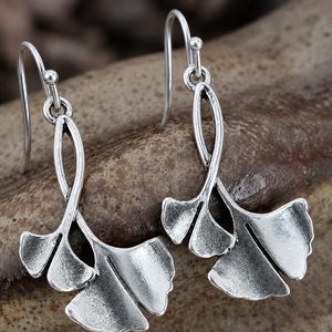 Orecchini a Forma di Foglia di Ginkgo per Donne, Stile Floreale Vintage Bohémien, Accessori per Orecchie da Indossare Quotidianamente - Product Image 4