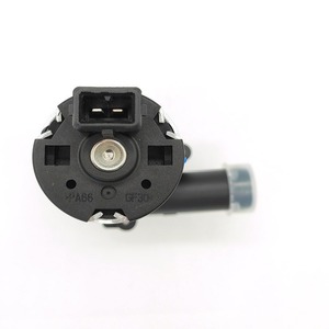 <span class=keywords><strong>Pompe</strong></span> à <span class=keywords><strong>eau</strong></span> <span class=keywords><strong>auxiliaire</strong></span> pour moteur 078965561 251965561 Système de refroidissement <span class=keywords><strong>pompe</strong></span> de voiture pour VW Bora <span class=keywords><strong>Golf</strong></span> Audi A3 A4 A6 TT Seat Leon EA032 - Product Image 2