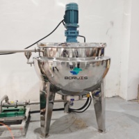 Machine industrielle de fabrication de sauces, mélangeur sphérique avec émulsifiant et pompe à rotor