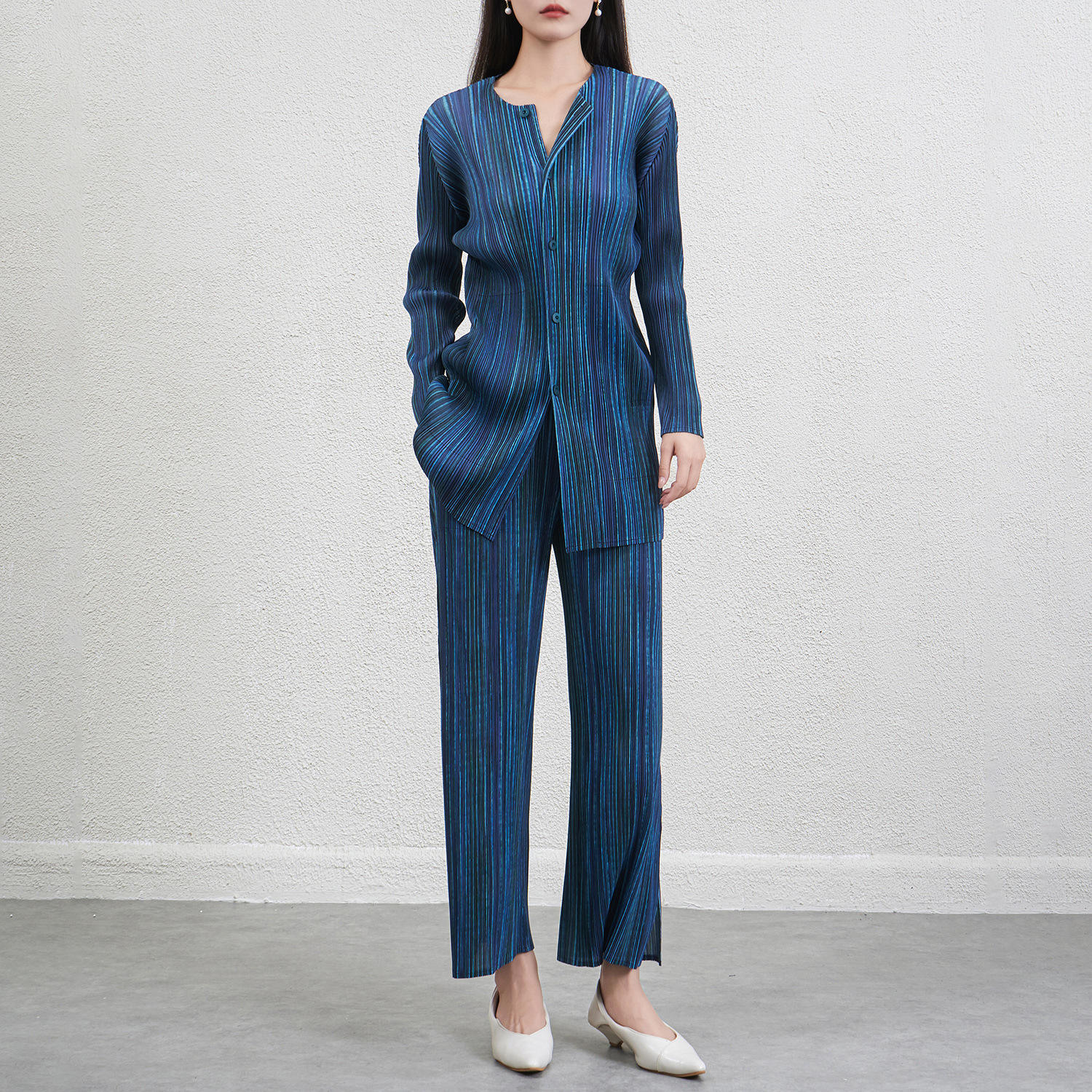 สีน้ำเงิน