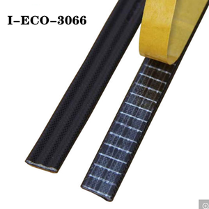 Bande d'étanchéité autocollante pour porte avec mousse PU dense pour l'étanchéité aux intempéries et la réduction <span class=keywords><strong>du</strong></span> bruit - Product Image 3