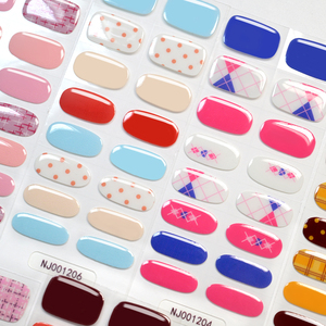 16 autocollants/kit <span class=keywords><strong>pour</strong></span> ongles en gel semi-durci, motif à carreaux rouge et vert, couverture complète, couleur unie, autocollants en gel UV, patchs de <span class=keywords><strong>manucure</strong></span> DIY - Product Image 3