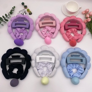 Famous Square Claw Cloud Headband Set, Macaron Color Elastic <strong>Scrunchie</strong> &amp; Makeup Sponge, Trendy Makeup &amp; Hair Styling Kit - Product Image 2