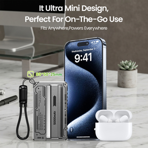 Batterie externe Cyberpunk Mecha 5000mAh 22.5W à charge ultra-rapide avec échange de batterie en un clic pour les voyages - Product Image 6