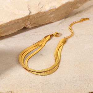 Dreischichtiges Fischgrätenketten-Armband, Handgelenkschmuck, 18K vergoldeter Edelstahl, flache Schlangenkette, Armbänder für Damen - Product Image 2