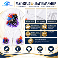Ensemble T-shirt et short pour homme personnalisé en coton mélangé respirant, tricoté, imprimé numériquement avec un motif de cheval sauvage flamboyant, style streetwear, col rond
