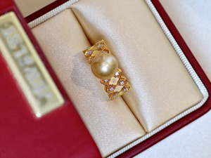 Anello Regolabile in Argento S925 con Zirconia Cubica e <span class=keywords><strong>Perla</strong></span> Naturale delle Filippine <span class=keywords><strong>del</strong></span> <span class=keywords><strong>Mare</strong></span> <span class=keywords><strong>del</strong></span> Sud Dorato Disegnato a Mano - Product Image 2
