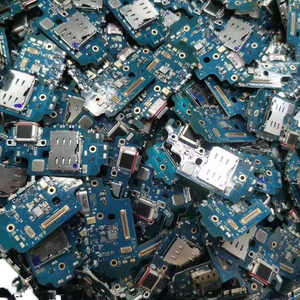 Cable Flexible con Puerto <span class=keywords><strong>de</strong></span> Carga USB para Teléfonos Celulares LG, Motorola y <span class=keywords><strong>Samsung</strong></span>, Placa <span class=keywords><strong>de</strong></span> Puertos <span class=keywords><strong>de</strong></span> Carga Premium para Teléfonos Móviles - Product Image 2