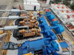 Foreuse de terrain robuste ZJ-50L |   Équipement d'exploration pétrolière et gazière de 5000 m avec système de pompe à boue haute efficacité - Product Image 3