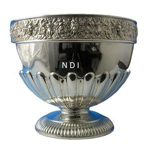 Bol à fruits décoratif en acier inoxydable de haute qualité, fait main et écologique, pour le stockage de fruits secs, idéal pour les dîners et la restauration - Product Image 2