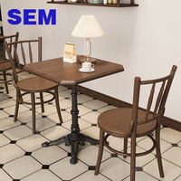 Tables et chaises de mobilier commercial d'intérieur SEM en gros – Ensemble complet pour restaurants, cafés et bars : tables en bois massif et chaises de restauration rapide