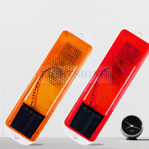 Lumière solaire d'avertissement de trafic Équipement de nuit Contour Colonne Lumière Colonne Collision Barrière Lumière stroboscopique - Product Image 5