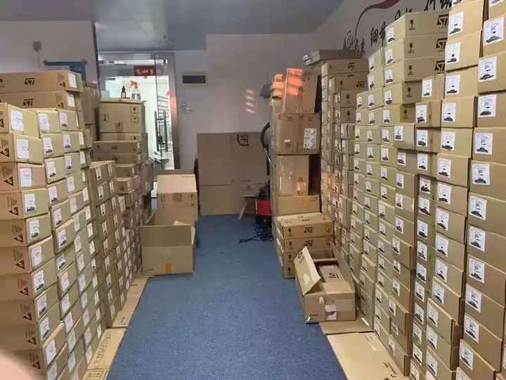 Chip ic asli baru chip/S900.118 PAM28DOAC28CA-T13//Q900/251//YM.118 ...