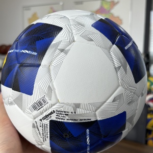 Ballon de football en cuir PU premium 2026, cousu à la machine, pour sports de plein air - Product Image 6