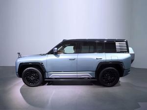 比亚迪扬旺U8豪华电动SUV 4WD来自中国快速200千米/h范围780千米自动变速箱左转向后摄像头 - Product Image 3