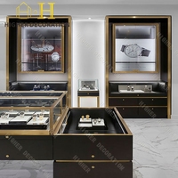 Vitrine de présentation de bijoux en acier inoxydable de luxe, design personnalisé pour la décoration de bijouterie