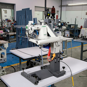 Machine à coudre industrielle automatique à point de chaînette à trois aiguilles 928D-DK - Product Image 2