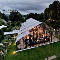 Tente de réception incurvée Atrium Miluxe Pro pour événements en plein air avec PVC transparent