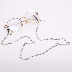 Cadenas para Gafas de Acero Inoxidable en Estilos de Corazón, Cruz y Eslabones Cruzados |   Cadena para Gafas Antideslizante para Mujer - Product Image 1