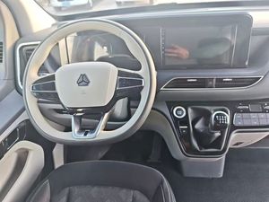 Furgone Usato SINOTRUK Pioneer V Modello 2025, 7 Posti, Motore Diesel, Trasmissione Automatica a 8 Velocità, Trazione Anteriore, 115kW - Product Image 5