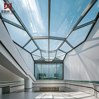 Solárium de Diseño Moderno en Aleación de Aluminio, Resistente al Viento, Impermeable y Energéticamente Eficiente para Patio, Jardín, Villa o Proyecto de Construcción