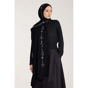 Pañuelos Hijab de Voile con Patrón de Luna Creciente Bordados en Blanco y Negro de Primera Calidad para Invierno, Material de Algodón, Poliéster y Chifón - Product Image 4