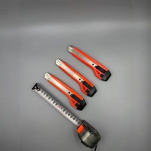 Utility Knife 18mm Stainless Steel Blade Orange Plastic Handle Office Tool Cutter Big Head Design - Product Image 3